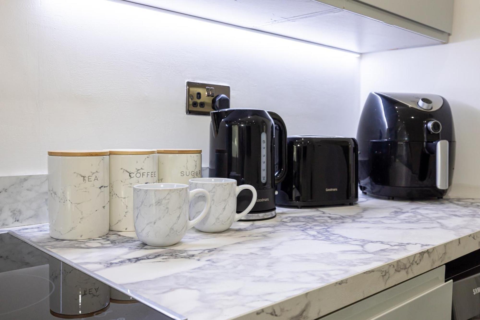 Westpoint Luxury Apartment マンチェスター エクステリア 写真