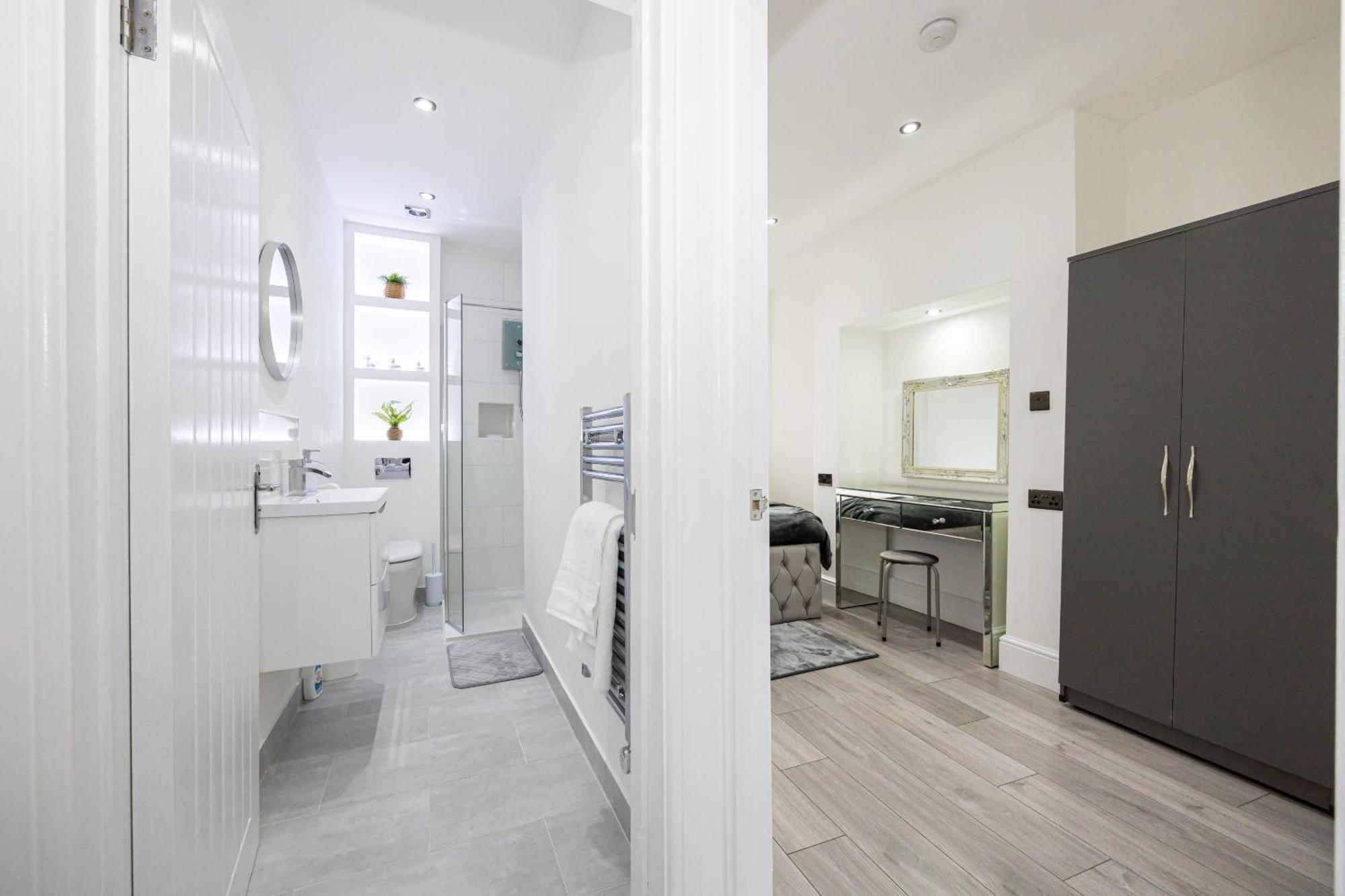 Westpoint Luxury Apartment マンチェスター エクステリア 写真